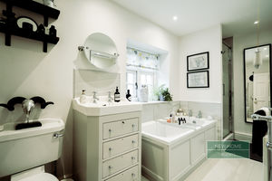 Photo 30- click for photo gallery